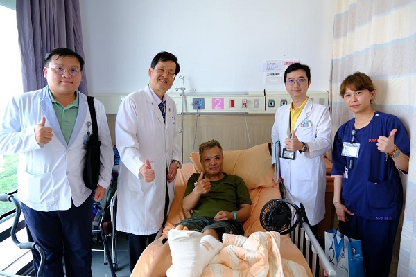 小港醫院突破2000例里程碑 洪志興院長領軍打造即時溫暖的職災照護網