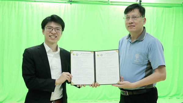 文藻數位系攜手愛吠的狗 共育AI跨域國際人才1