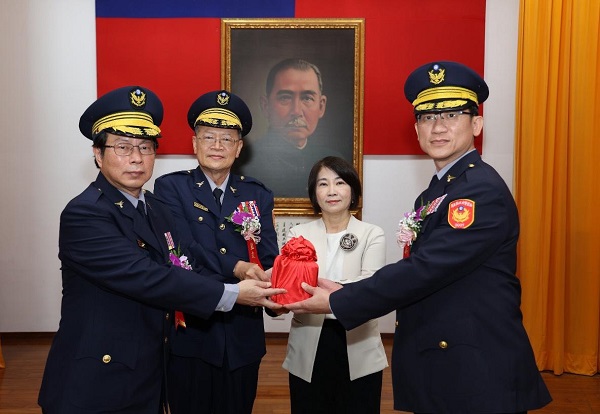 屏東縣政府警察局卸新任局長交接典禮1