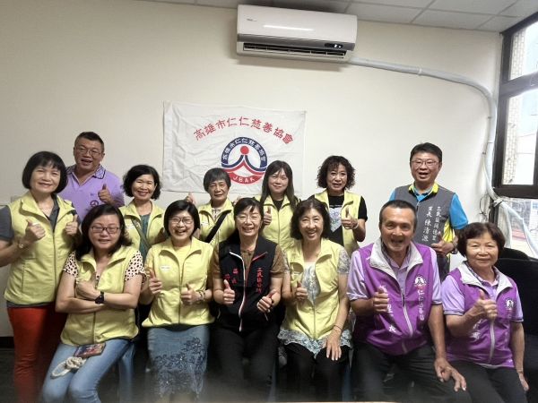 三民區公所婦參團體捐款仁仁慈善協會散播愛心1