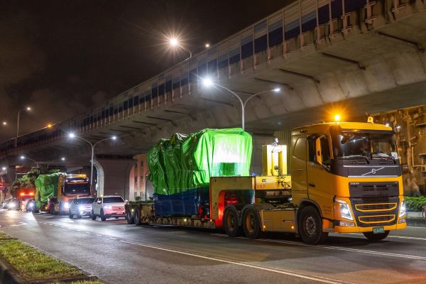 岡山路竹延伸線能源調度中心(BSS7)大型設備 運輸及設備進場1