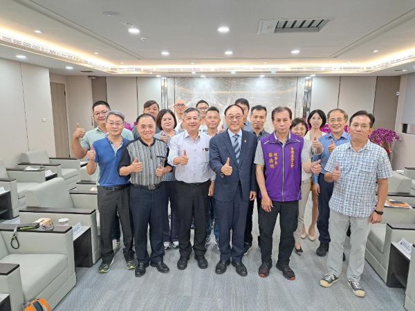 臺灣港務公司周永暉董事長與工會座談 共同關心員工福祉1