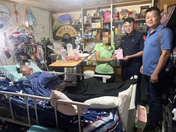 慈母守護癱瘓兒陷絕境 枋警號召愛心渡難關1
