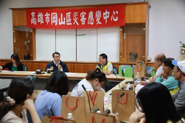 2026高雄富邦馬拉松 運發局邀全民組啦啦隊成賽道最美風景 北高雄區里相挺為跑者加油1