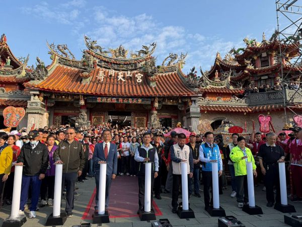 三山媽 x 白沙屯媽遶境吸引萬人 跨宗教支持成亮點1