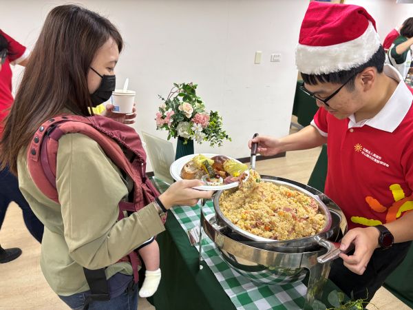 中山陽光傳愛傳百家，家扶聖誕聯歡助圓夢2