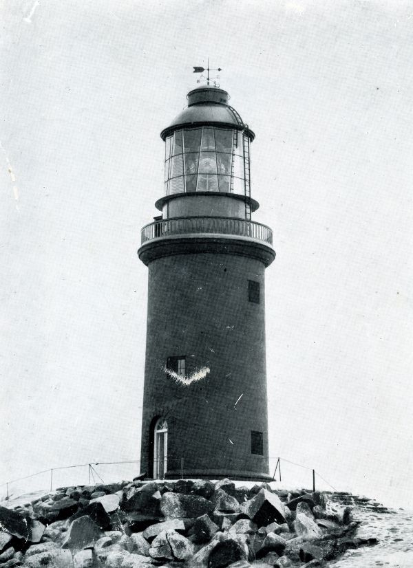 光耀臺海150周年 向烏坵嶼燈塔致敬1