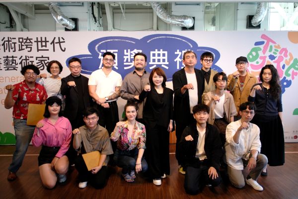 承藝術跨世代 × 插畫藝術家徵選 2025年度盛典圓滿落幕 三大獎項揭曉共 17 位創作者脫穎而出16