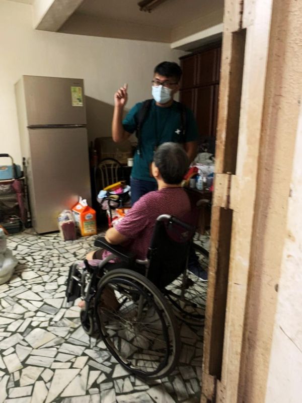 林堉璘宏泰公益信託大愛挹注 陪伴高雄長者活得有尊嚴1