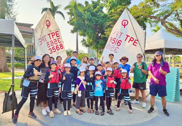 汕尾國小風帆隊勇奪六冠王 114年校際帆船聯賽稱霸愛河3