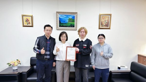 義守大學「哈夫克」團隊勇奪數發部全國 AI 解題競賽獎1