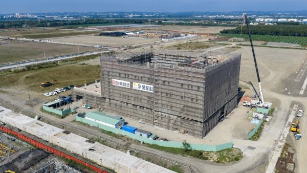 屏科首家廠商「宇晨材料」上梁 屏東高科技產業再邁進 1