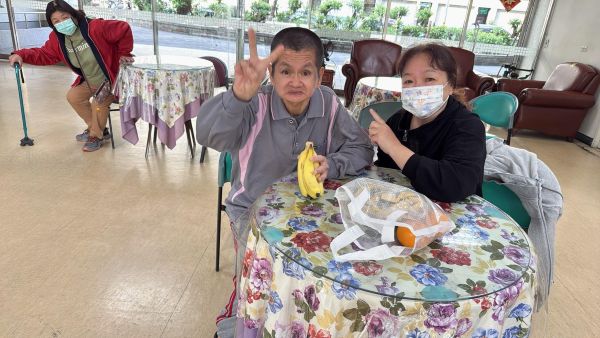 只要有你在，無家馬係家~ 春節前夕送溫暖 關懷達人陪伴憨兒迎新年