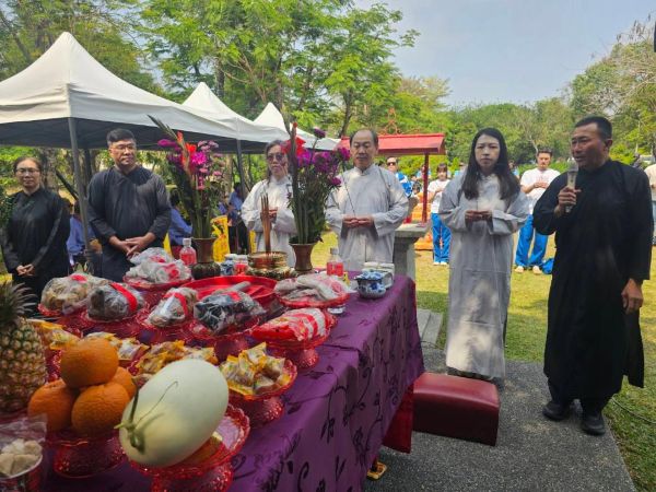 二月二伯公生 打八音 疊盤花 湖畔千人野餐 六堆園區歡慶伯公生 蓋鬧熱1