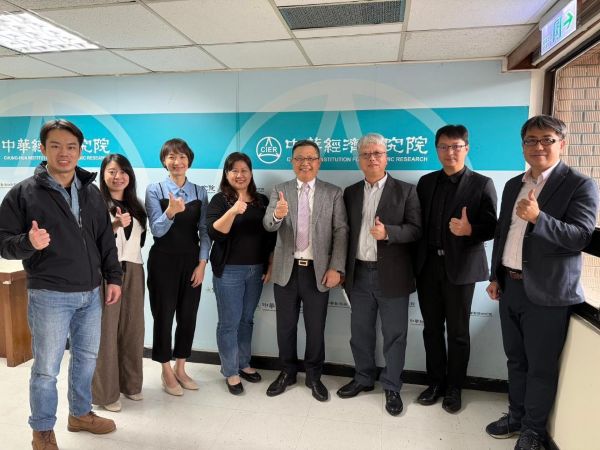 加盟協會攜手中經院 推「經濟日不落國」助台品牌輸出世界1