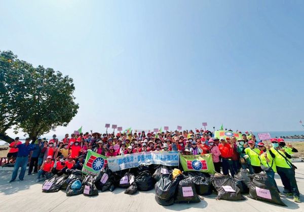 南北齊心 守護海洋 高雄市救國團青年節永續環保行動1