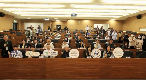 南服中心協同各部會宣導外專法新制 打造優質留臺環境1