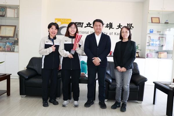 高雄大學碩士生田曉雯 新加坡桌球大滿貫帕拉女單直落三奪冠1