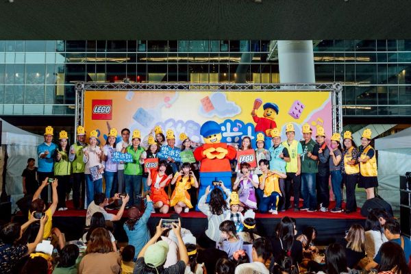 「樂派對 開心唱跳 拼出創意」嗨翻兒童節 高市圖與台灣樂高合作推動閱讀新計畫1