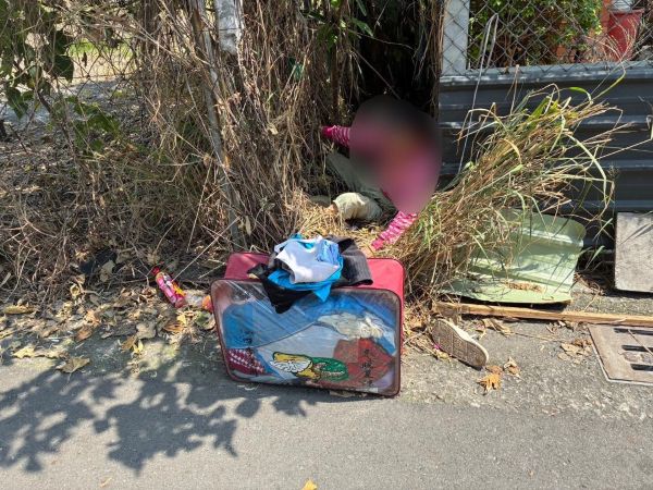 分秒必爭護長者 小港警烈日尋回迷途婦1