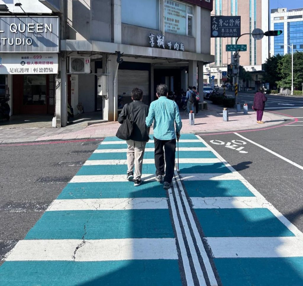 高雄再增11處「布穀鳥鳴蟋蟀聲」 聽聲音過馬路讓視障者更安心1