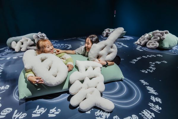 駁二當代館《還是先躺一下再說？》 歡迎躺著看展1
