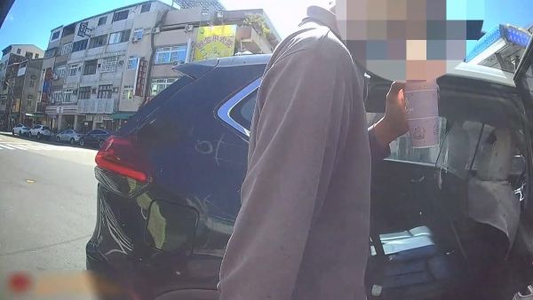男子行車搖晃違規轉彎 鼓山警查獲毒駕公共危險案1