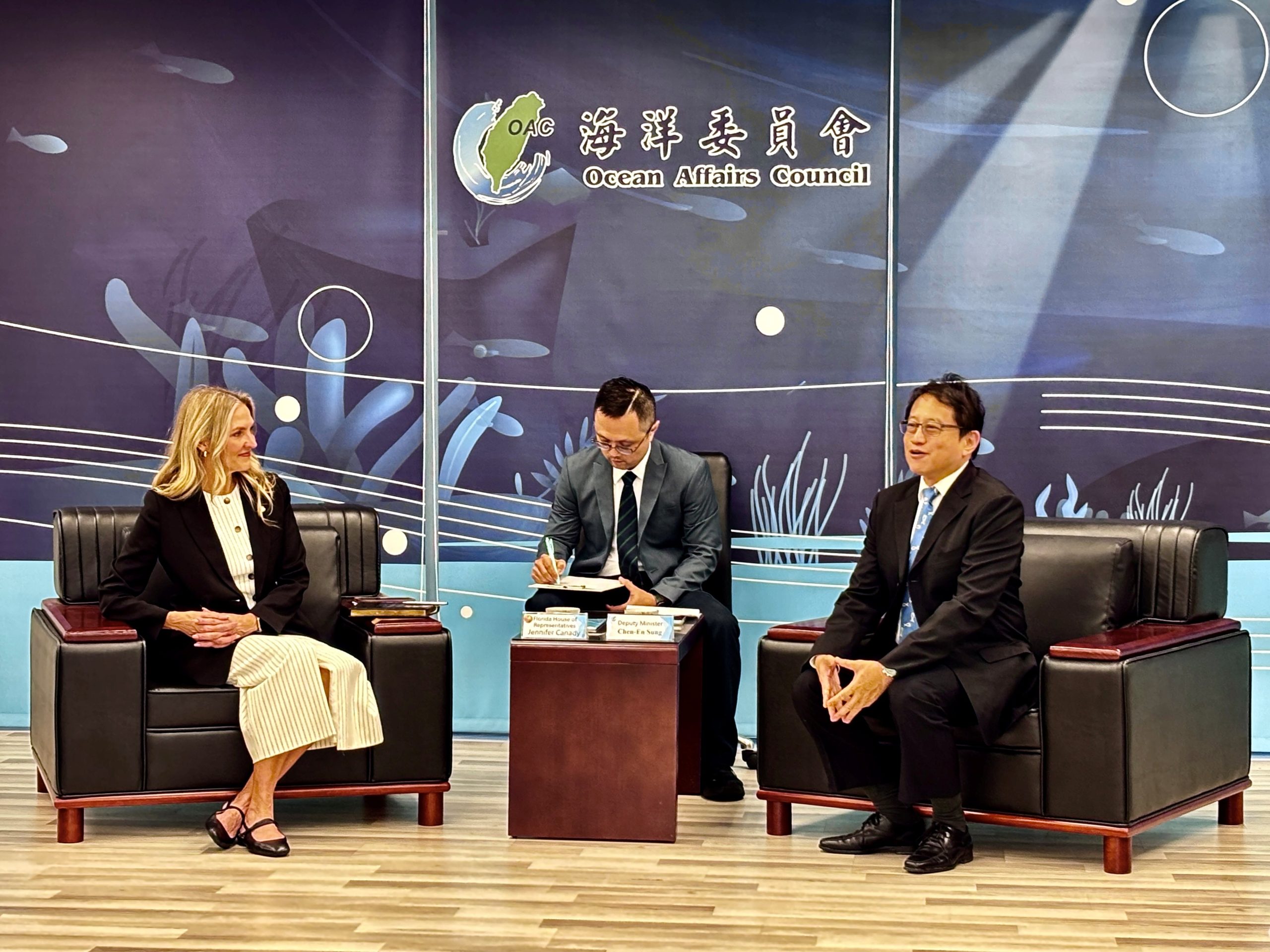 佛州州議會領袖團訪海委會 海洋成為臺美地方交流的新航道1