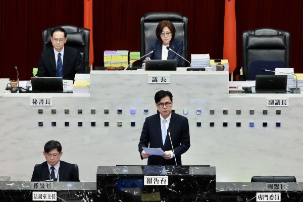 落實財政永續 持續推動城市轉型與重大建設 高雄市116年度總預算歲出1,929億元1