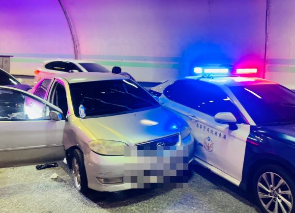 拒檢衝撞警車 內埔警強勢執法查獲毒駕1