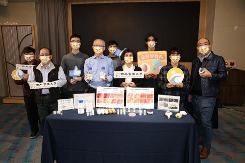 高雄大學化材系教授何文福 開發人工骨粉醫材 「蛋殼鈣好用」對標國際大廠產品 效果毫不遜色3