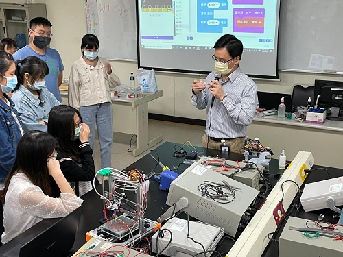 展現智慧醫療跨域力 義守大學 獲教育部補助肯定1