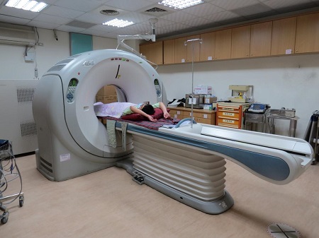 低劑量電腦斷層掃描讓肺癌死亡率降低了20％ 公費肺癌篩檢-高雄市立民生醫院關心您1
