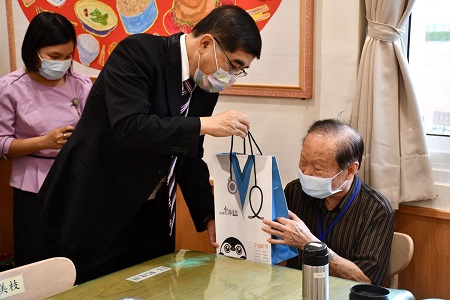 吞嚥卡卡中秋這樣吃! 高醫凍月餅、另類烤串好吃好吞好安心1