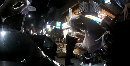 違停路邊見警就「丟包毒品」 車內三人互相推託 通通移送送辦2
