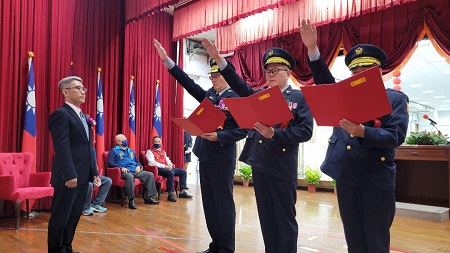 屏東縣政府警察局卸新任分局長聯合交接典禮1