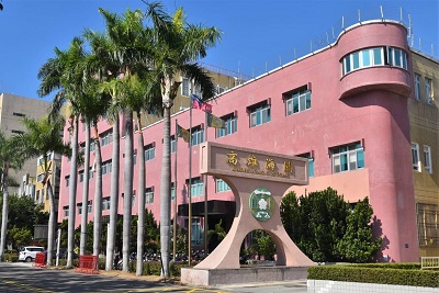 以自己名義為他人報運貨物進口，須承擔應有風險