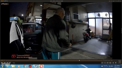 失智翁騎車出門忘記車停哪 暖警送返家1