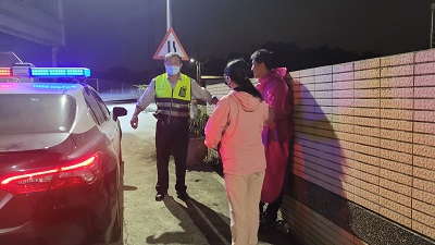 寒流天妻急尋酒醉未歸夫 小港警及時尋獲返家1