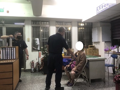 兒急尋生氣離家母 小港警即刻平安找回