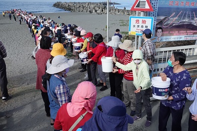 高雄市海域水產動物放流，記得要先申請!1