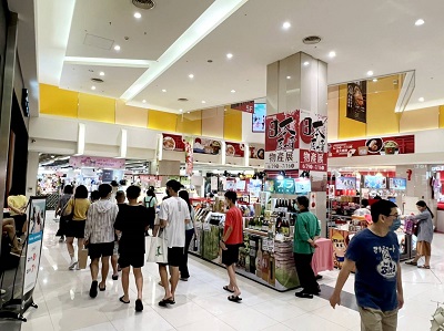 暑假旅遊趣 Global Mall屏東市加碼「盛夏旅遊購物祭」推兩大好康 休閒服飾優惠5折起、電影票根享多元好康1