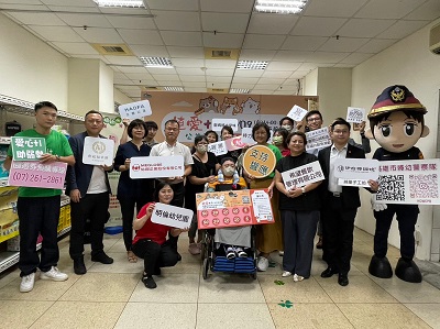 創世基金會「植愛+1」公益園遊會 大小職人攜手助植人2