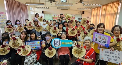 岡山戶政邀新住民DIY永生花束，啟動自然療癒力!1
