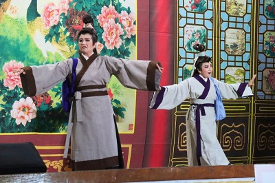 投入傳承歌仔戲 左營國中樂齡中心「千歲歌仔戲團」年度公演1