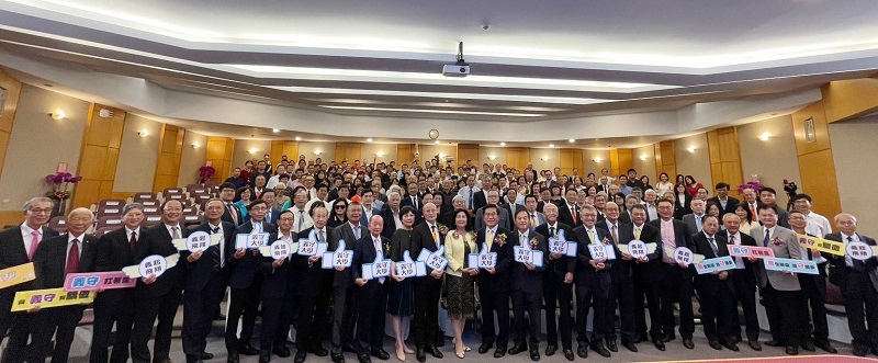 產、官、學三棲強棒就位 義守大學新校長古源光上任1