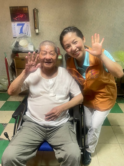 鳳儀獅子會暖送愛 伴獨老歡度父親節1