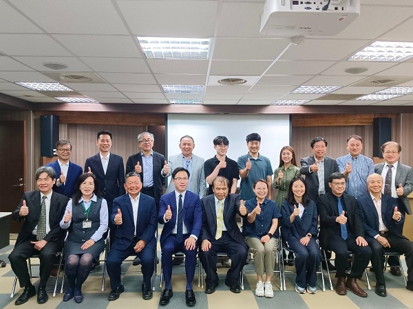外貿協會搭橋臺韓信保交流，為中小企業添柴火！1