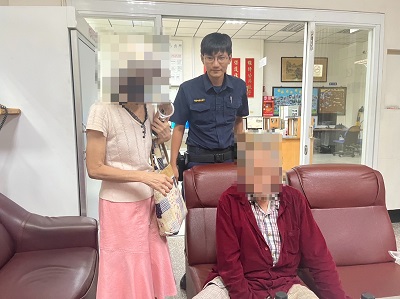 身障者徒步外出不知去向，警民合作助團圓