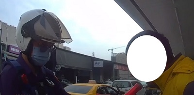 膽大妄為酒後駕車 警方面前過，結果…